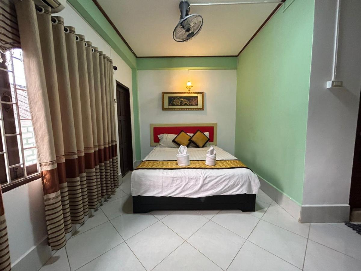 Bountang Mountain View Riverside Hotel Vang Vieng Exterior foto