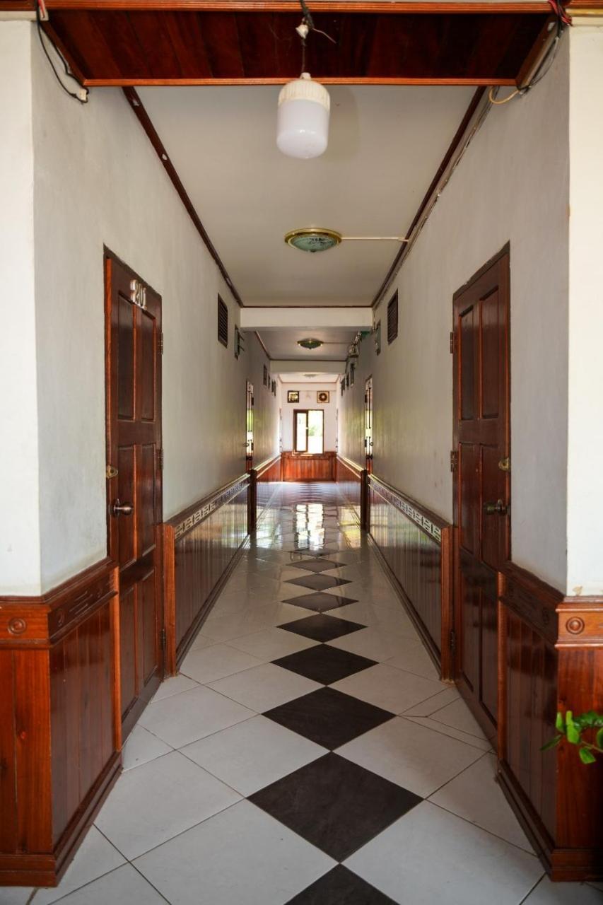 Bountang Mountain View Riverside Hotel Vang Vieng Exterior foto